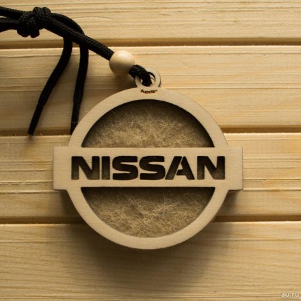 Дерев'яний ароматизатор у машину Nissan, Ford