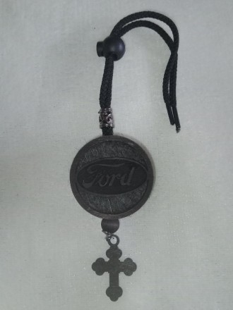 Дерев'яний ароматизатор у машину Nissan, Ford