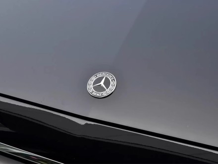Емблема значок на капот Mercedes Benz 57 мм