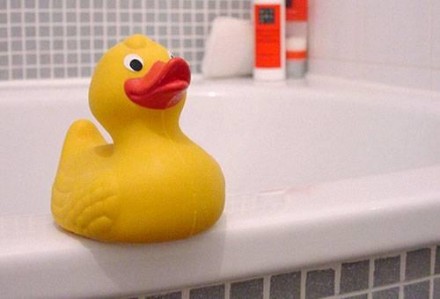 Сантрі гель для чищення сантехніки, кахлю та видалення будь-якого нальоту. "Подоланка", 1 л.  Оригінал. Видаляє все!