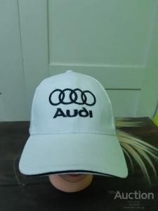Брендовий кепка AUDI (біла) бейсболка