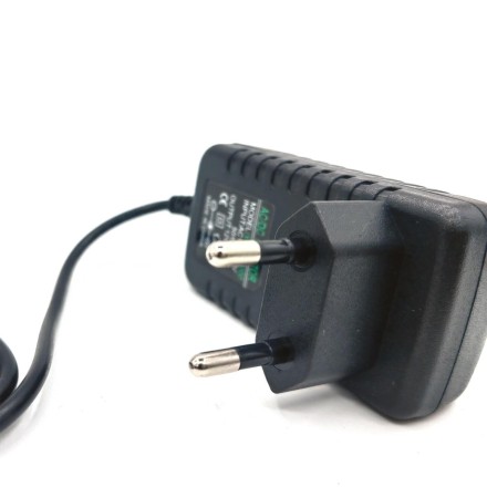 Імпульсний адаптер живлення 12 V 3 А (9 Вт) штекер 5.5/2.5 EMI Filter