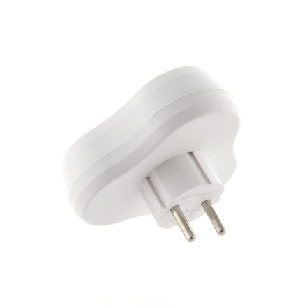 Трійник електричний без заземлення "Ромашка", білий, 16 А,  220 - 250 в. Блістер — запайка.