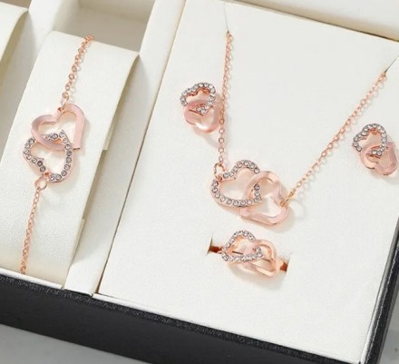 Подарунковий набір для жінок 6 в 1: розкішний годинник "Femino Gold", браслет, сережки, кулон із ланцюжком, кільце