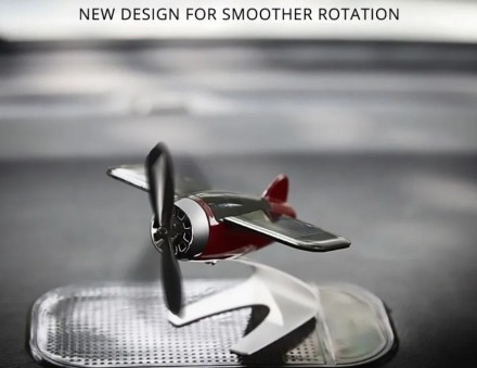 Сувенір модель літака анімація в машину. Solar Airplane