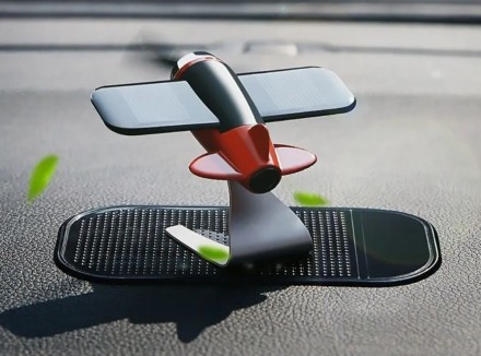 Сувенір модель літака анімація в машину. Solar Airplane