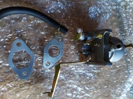 Бензиновий карбюратор huayi ET950 (TG950 LG950 ET650), алюмінієве дно (для генератора, мотокосилки)