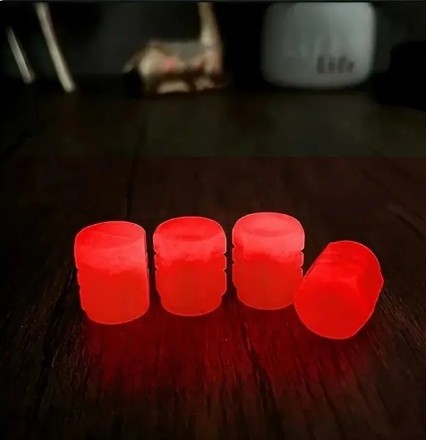 Захисні ковпачки на ніпелях, флуоресцентний світний ефект (на колеса). Комплект 4 шт. Зелені, сині, кра