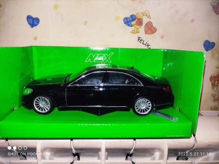 Модель авто 1/24 автомобіль Mercedes S 221, чорний. Якість!