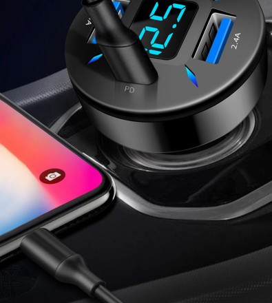 Автомобільна швидка зарядка в прикурювач із вольтметром, 40W 4,8 А, 5V, 2 порти