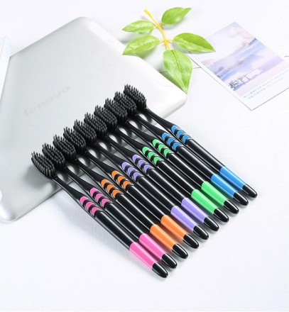 Зубна щітка з бамбукового вугілля, середня м'яка, дерев'яна ручка, набір 10 шт.