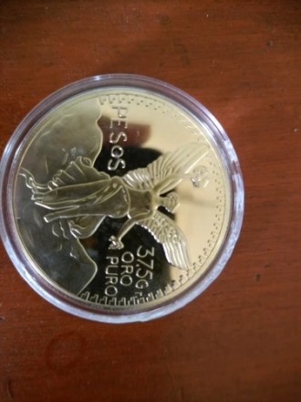 Пам'ятна, ювілейна позолочена монета, колекційна монета  "Статуя Свободи" Монета мексиканське песо