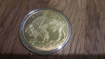 Пам'ятна, ювілейна позолочена монета, колекційна монета "Індеець" США, 2024. American Indian Buffalo