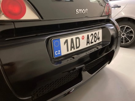 Сітка сталева для рамки номера неіржавка, чорна Жорстка та міцна 2 шт.