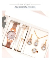 Подарунковий набір для жінок 5 в 1: розкішний годинник "Pink World"