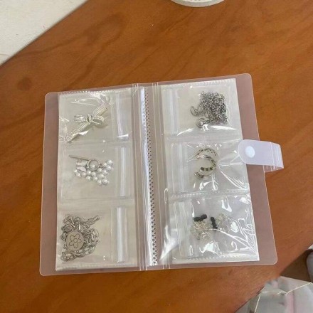 Альбом, органайзер для зберігання ювелірних виробів. На 120 штук