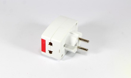 Мережевий адаптер перехідник універсальний міжнародний з індикатором "Travel Helper" 16 А 220 В