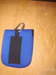 Маленький гаманець чохол на 1 відділення на липучці з карабіном 11*9 см