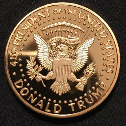 Пам'ятна, ювілейна позолочена монета, "45 Президент США. Дональд Трамп", США, 2018 Liberty