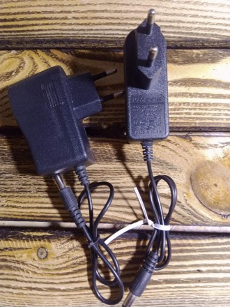 Імпульсний адаптер живлення 12 V 2 А (6 Вт) штекер 5.5/2.5