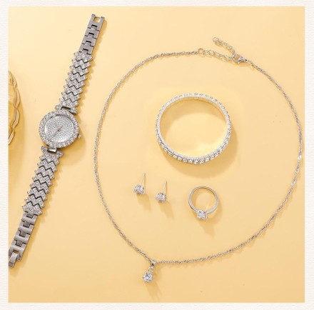 Подарунковий набір для жінок 6 в 1: розкішний годинник "Montre Femme", браслет, сережки, кільце, кулон із ланцюжком