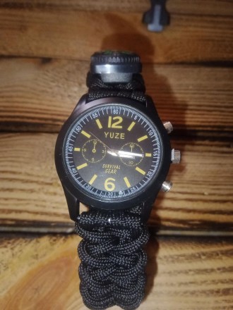 Чоловічий наручний кварцовий годинник Samurai Lava Snake Watch
