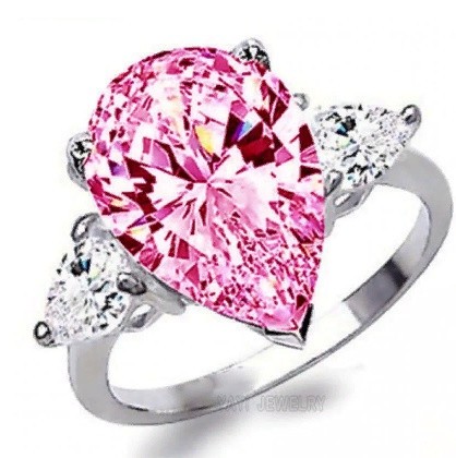 Кільце з кубічним цирконієм. Срібло 925,. Клеймо.  Чудовий блиск і перелив фіанітів класу ААА CZ!