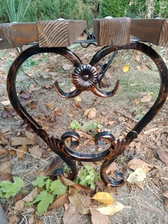 Лавка, лавочка дерев'яна. Лавка кована. Масив.Сосна. Лавка садова, лавка Горіх