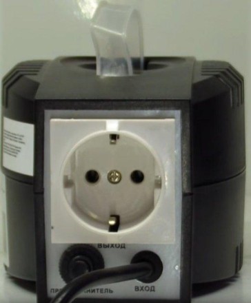 Стабілізатор напруги Luxeon AVR-500D, релейний