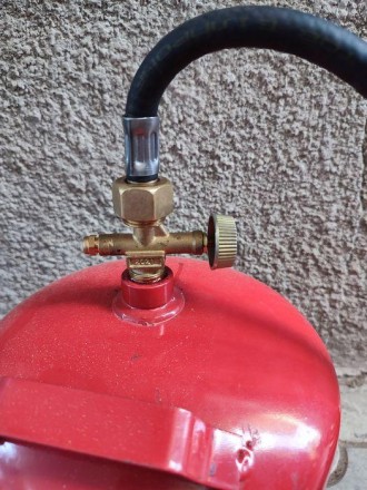 Перехідник для заправлення газових цангових балонів 220 г, адаптер АЗС пропан