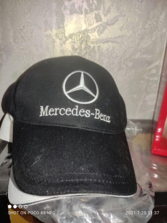 Фірмова кепка бейсболка Mercedes-Benz. Німеччина. Вишита. Біла
