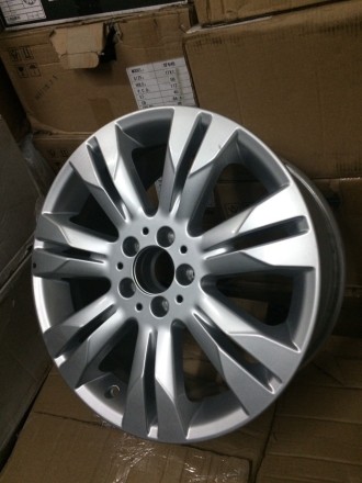 Диски Mercedes Benz Original 18 дюймів А 221 401 74 02 Mercedes Benz Audi BMW