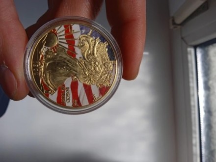 Пам'ятна, ювілейна монета з посрібненням "One Dollar" "Статуя Свободи", у тримачі, із серії «American Silv