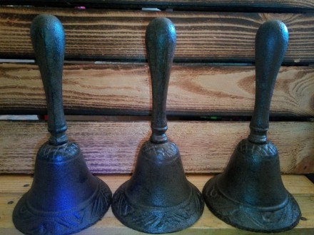 Колокол настільний, литий чавун, чаша.100 мм, висота 7,2 см Big Bells Hand Made Cast Iron Craft LOFT